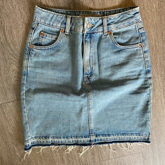 Denim high waisted mini skirt - Picture 1 of 2